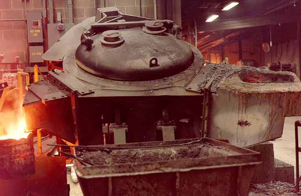 Inductotherm Fornos Canal para Armazenagem de Metal